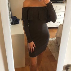 Off-the-shoulder Express dress